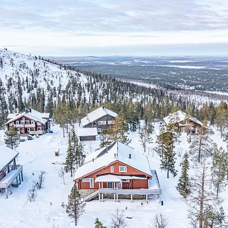 Levillas Utsuvaara Villas *